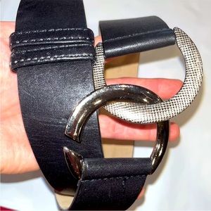 Ellen Tracy Black ITALIAN Leather BELT Silver O Ring Buckle 1.75” Wide, 36” Long